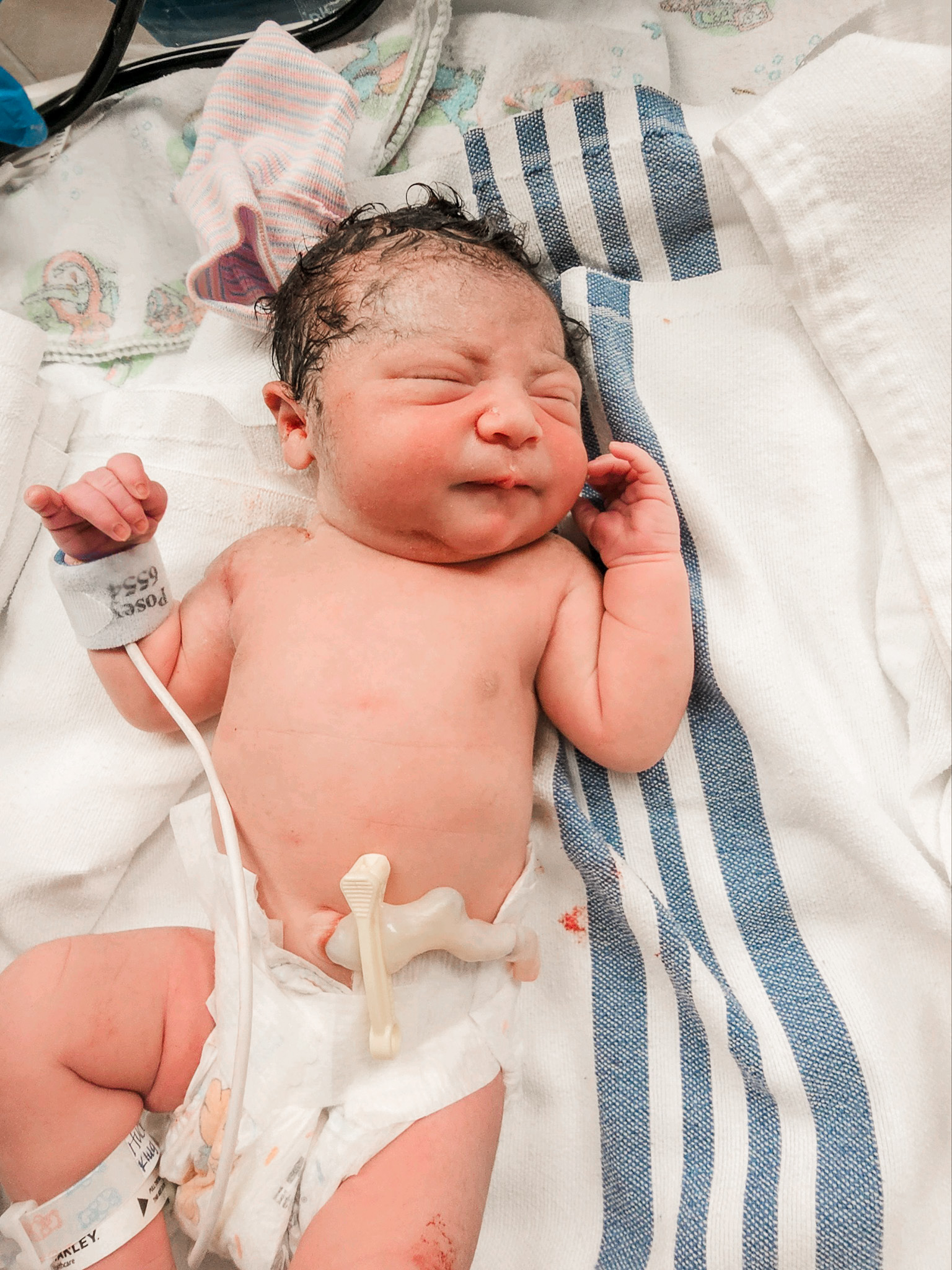 Labor and delivery and Fresh 48 photography portfolio image