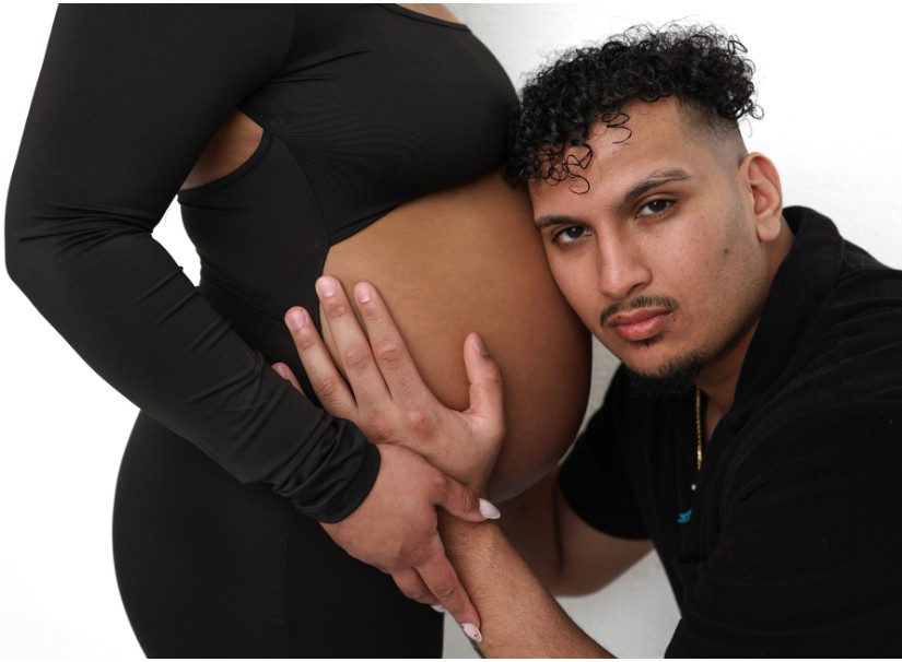 Maternity photography portfolio preview